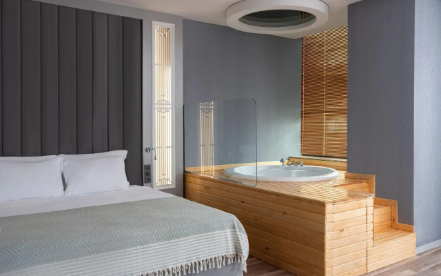 Siam Elegance Hotels & Spa