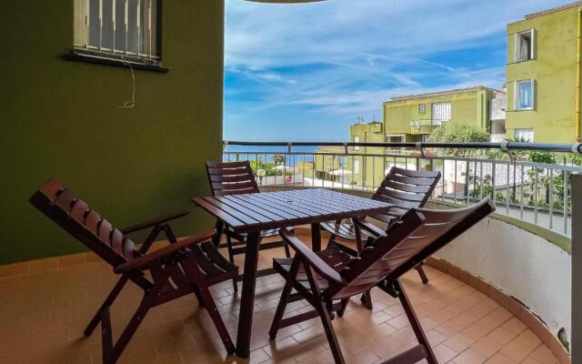 Appartamento in pineta con vista mare e piscina