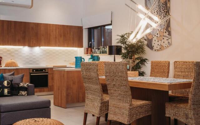 Villa Tiare 1 by Villa Plus