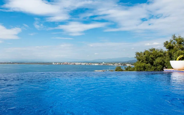 Castell Mar 1012 in Roses