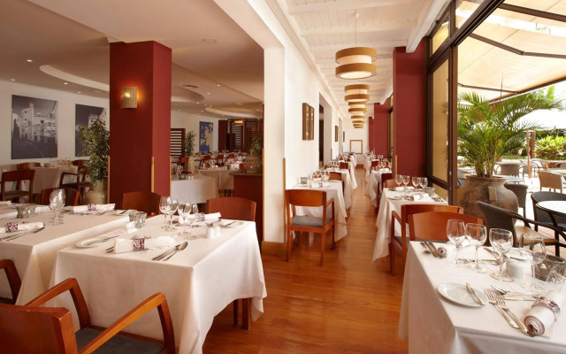 Suite Hotel Eden Mar