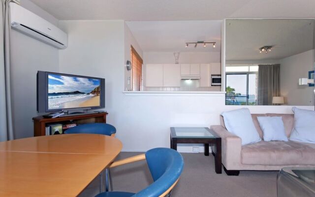 The Helm, Unit 1, 22 Voyager Close