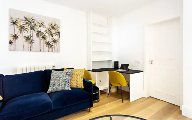 Amarela17 in Tavira With 4 Bedrooms and 4 Bathrooms