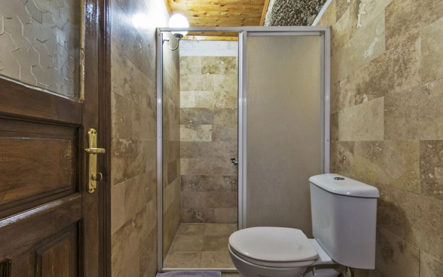 Antique Terrace Suites