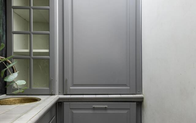 FlatStay (ФлэтСтей) на улице Большая Морская 56