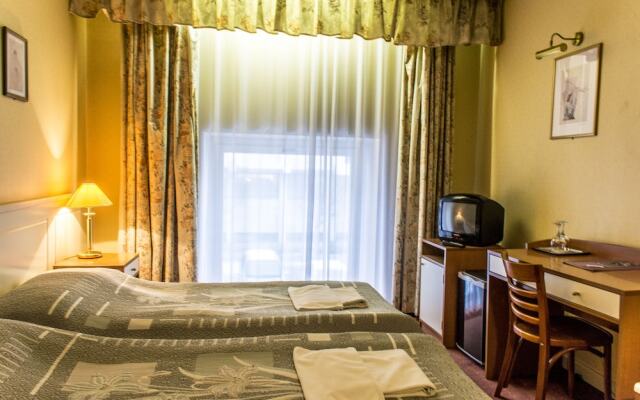 Korona Hotel