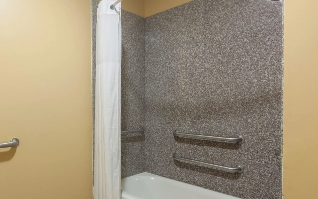 Platinum Inn & Suites Willowbrook Houston