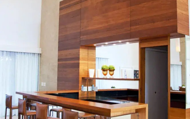 Golden Oasis Living in Rio