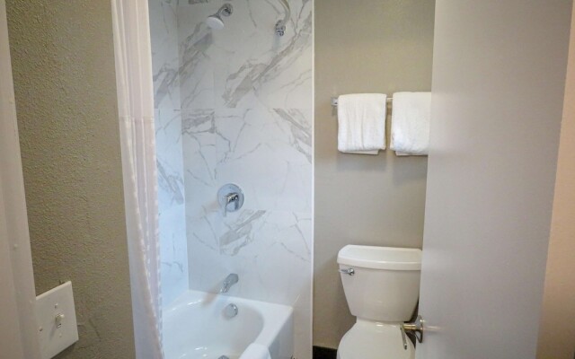 Motel 6 Tigard OR - Portland Southwest