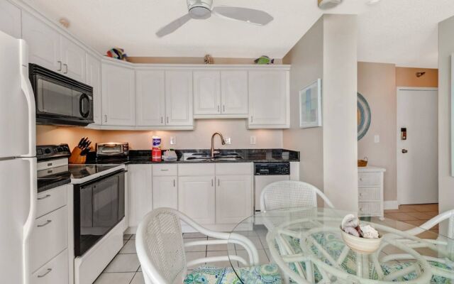 Estero Beach & Tennis 807 B