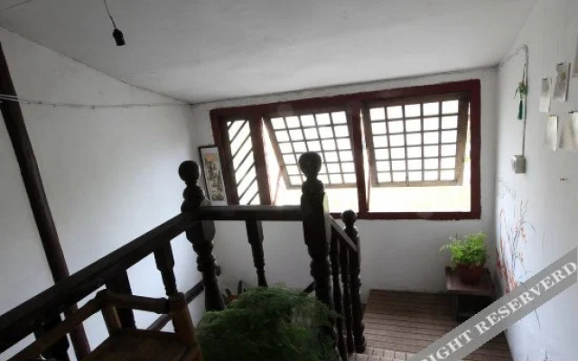 Yanyulou Hostel