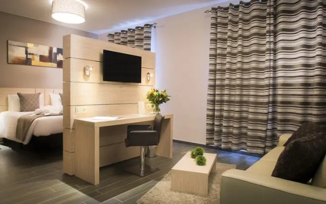 Best Western Plus Aero 44