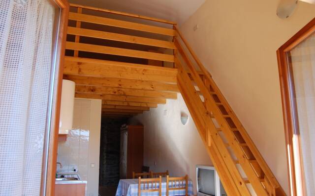 Apartaments Turistics Cal Ferrer