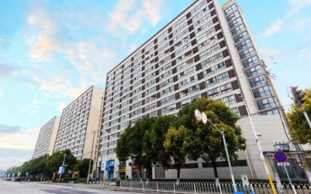 Wanjia Apartment Hotel (Shanghai Pujiang High-tech Park)