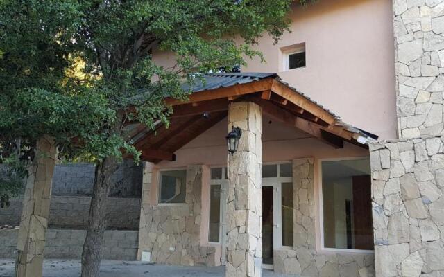 Hostería Lancuyen Villa de Montaña