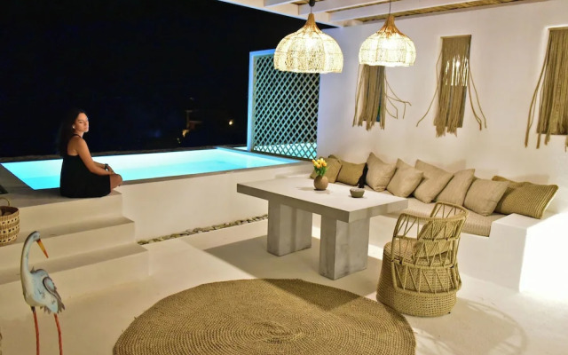 Natura Luxury Villas