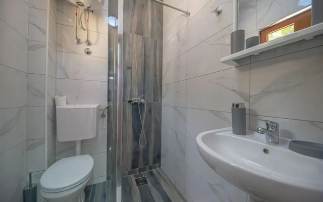 Green Pino Seaview Studios