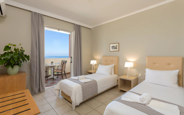 Xenos Kamara Beach