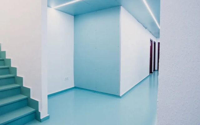 SubUp Hostel