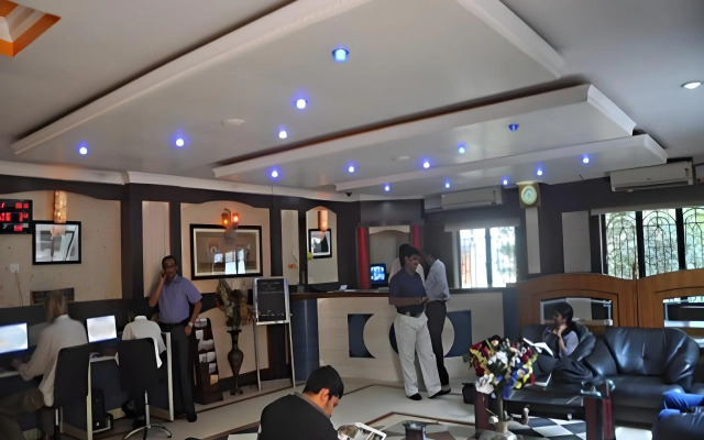 Hotel Sambit Royale