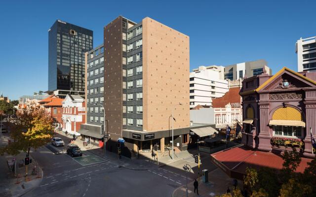 Pensione Hotel Perth