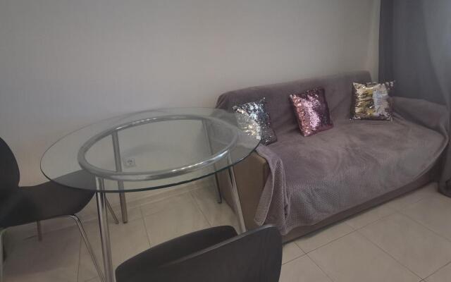 Апартаменты на улице Мельникайте 142а