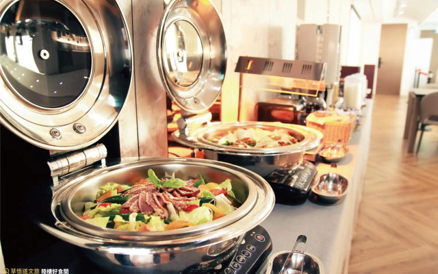 Calligraphy Greenway Hotel