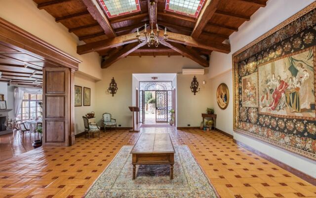 Graceful Holiday Home in Poggio Catino With Swimming Pool