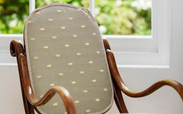 Veeve - Ladbroke Walk