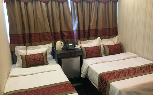 Seasons Hotel