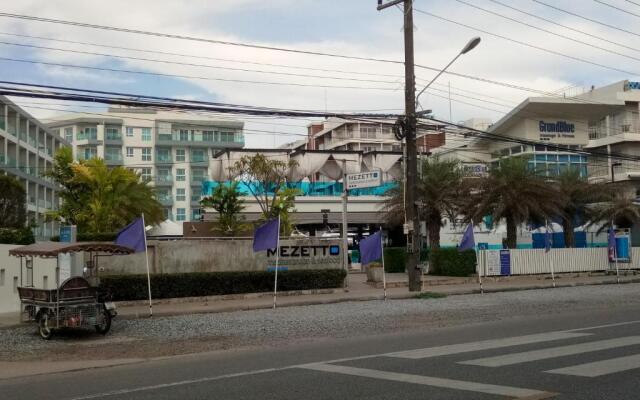 Mosaic Condominium by Malai