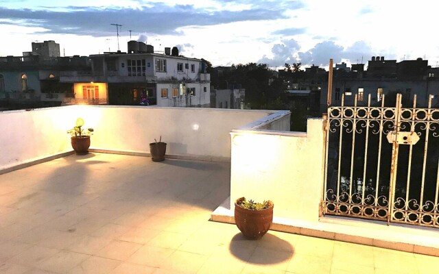 AHT Colonial Hostel
