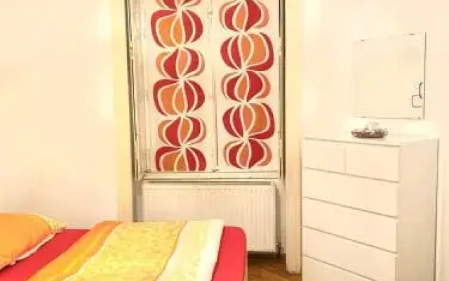 Apartment Opera