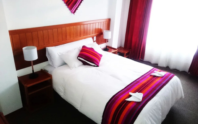Cantuta Inn