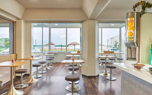 ibis budget Santeny