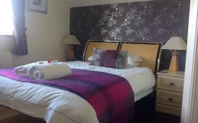 Silverstone Guest House