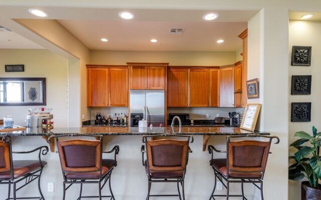 Agave 2 Bedroom Townhouse by RedAwning