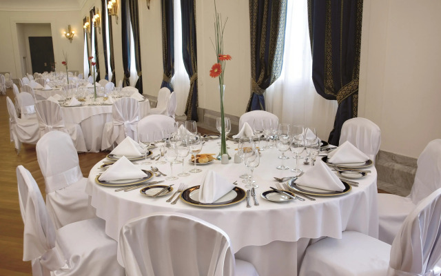 NH Gran Hotel Provincial