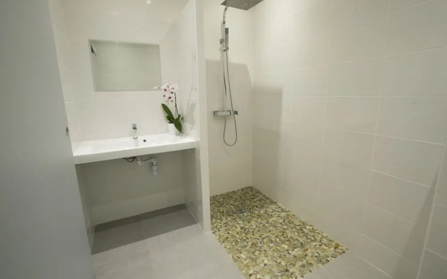 Hotel & Appartements Le Grand Large bord de mer