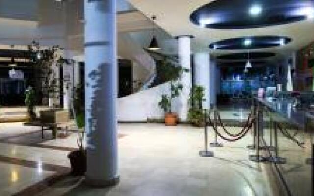 Complexe Touristique BouZour