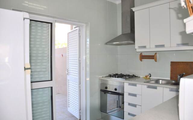 "A Modern, Comfortable and Well Equipped Linked Villa With Private Pool and A/c"