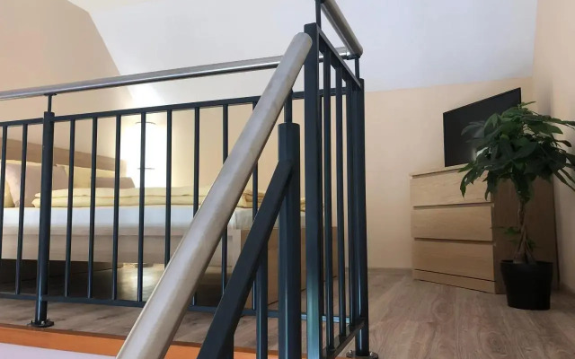 Varázskő Apartmanház, Gyula