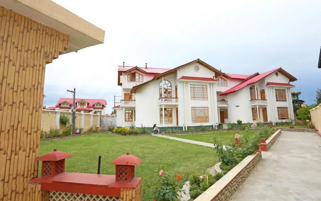 Al Azra Hotel by OYO Rooms