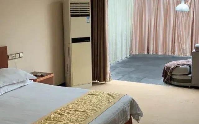 Liyang Hot Spring Garden Hotel