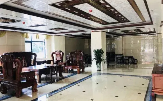 Dongxing Dongsen Hotel (Wanwei Golden Beach Scenic Area)