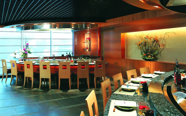 Harbour Plaza Metropolis