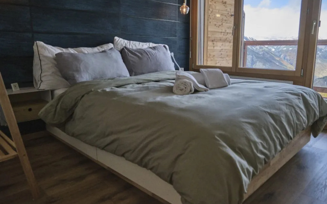 Cosy Apartment in the Centre of Town With Views and Parking – Guest Rooms – La Tzoumaz
