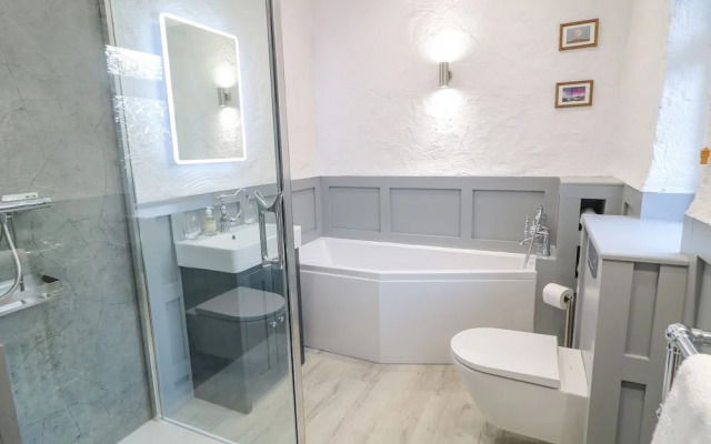 Quiet Waters Cottage