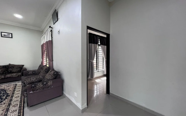 Nurbayu Villa (3 and 4 bedroom Villa) Kemaman