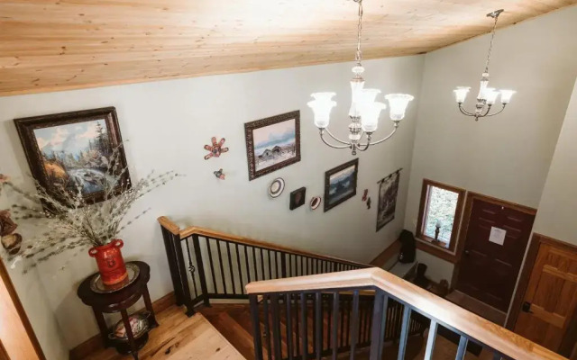 Maria's Creekside B&B